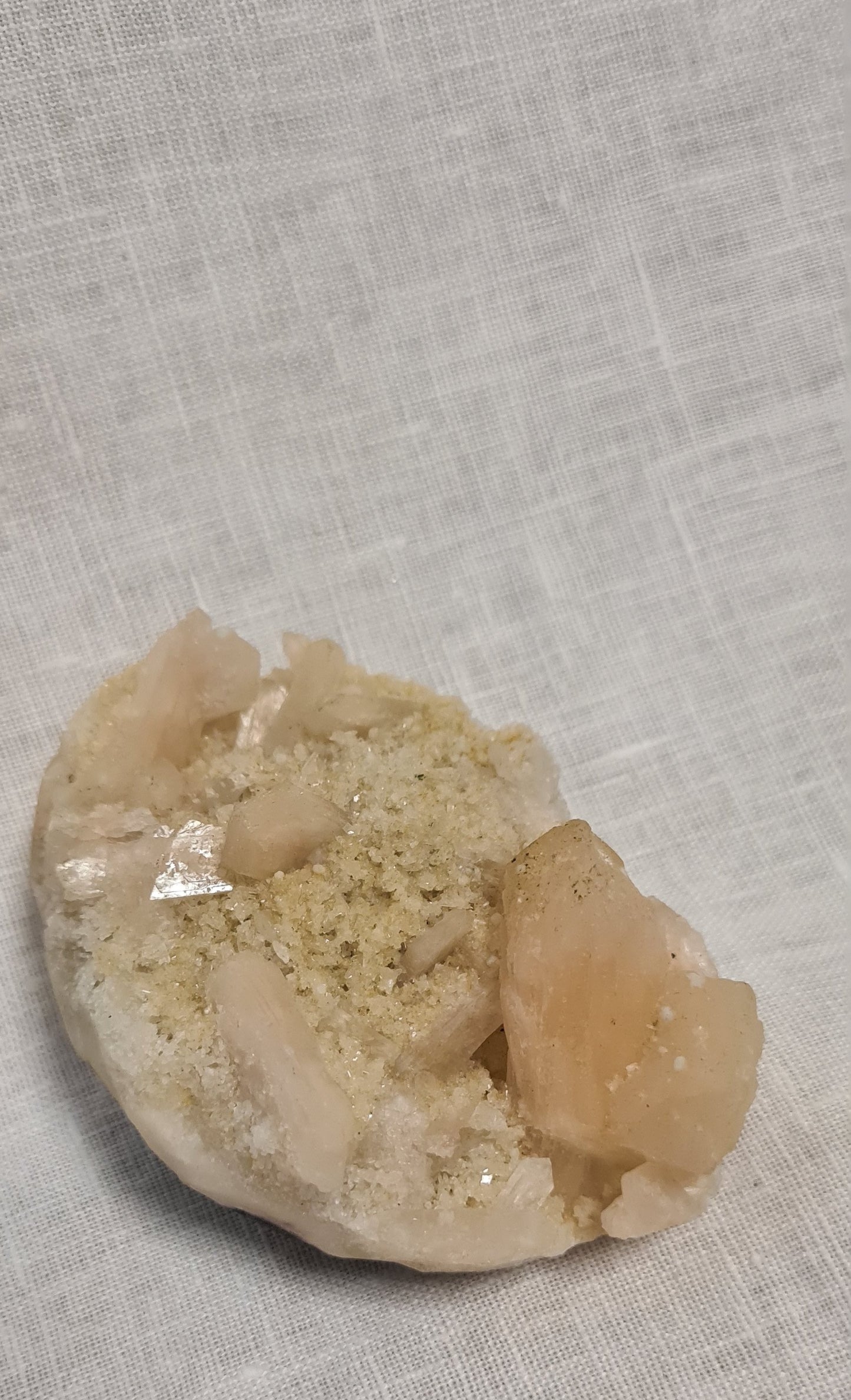 Stilbite Cluster