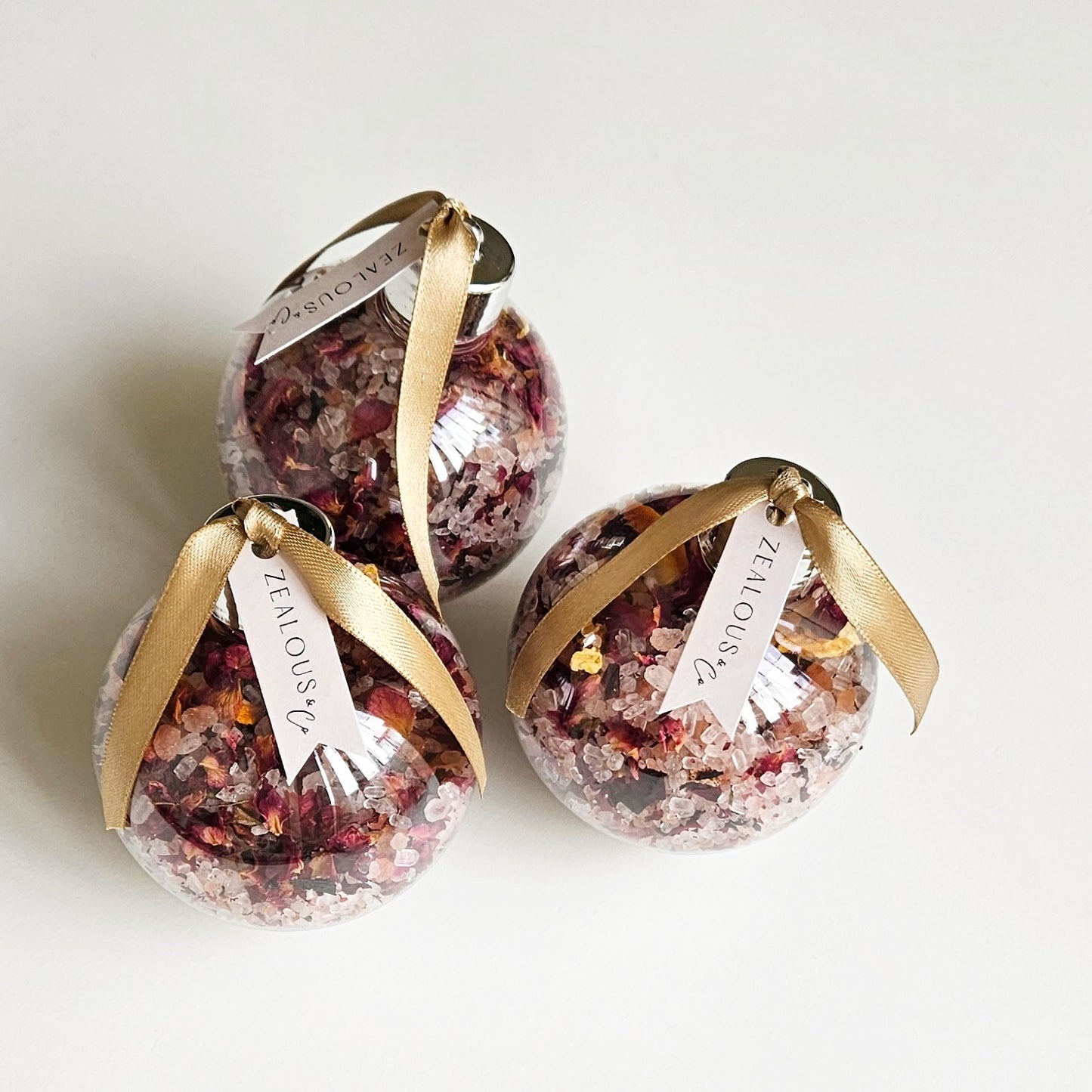 Christmas Bauble Bath Salts 200g