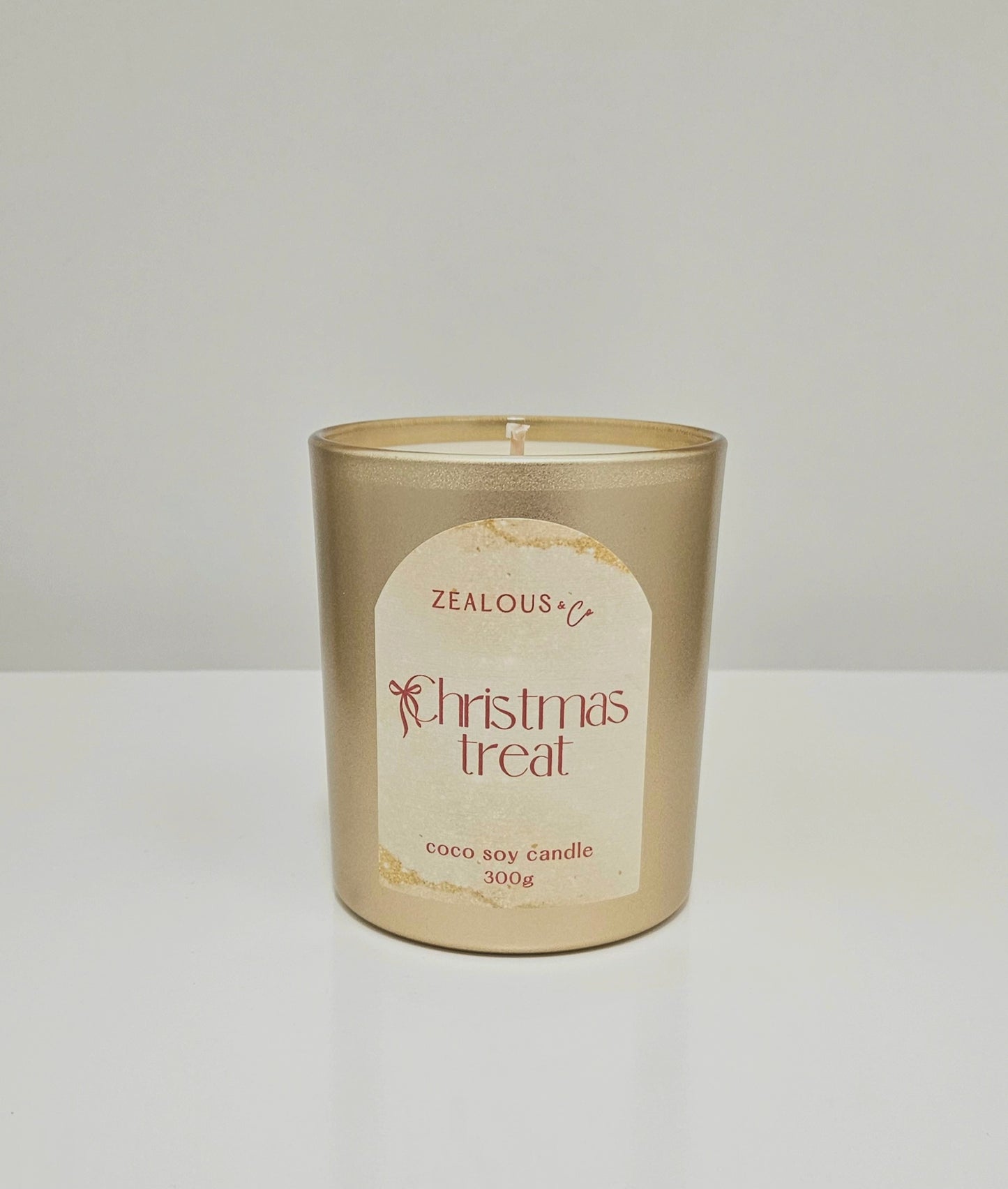 Christmas Treat 300g candle