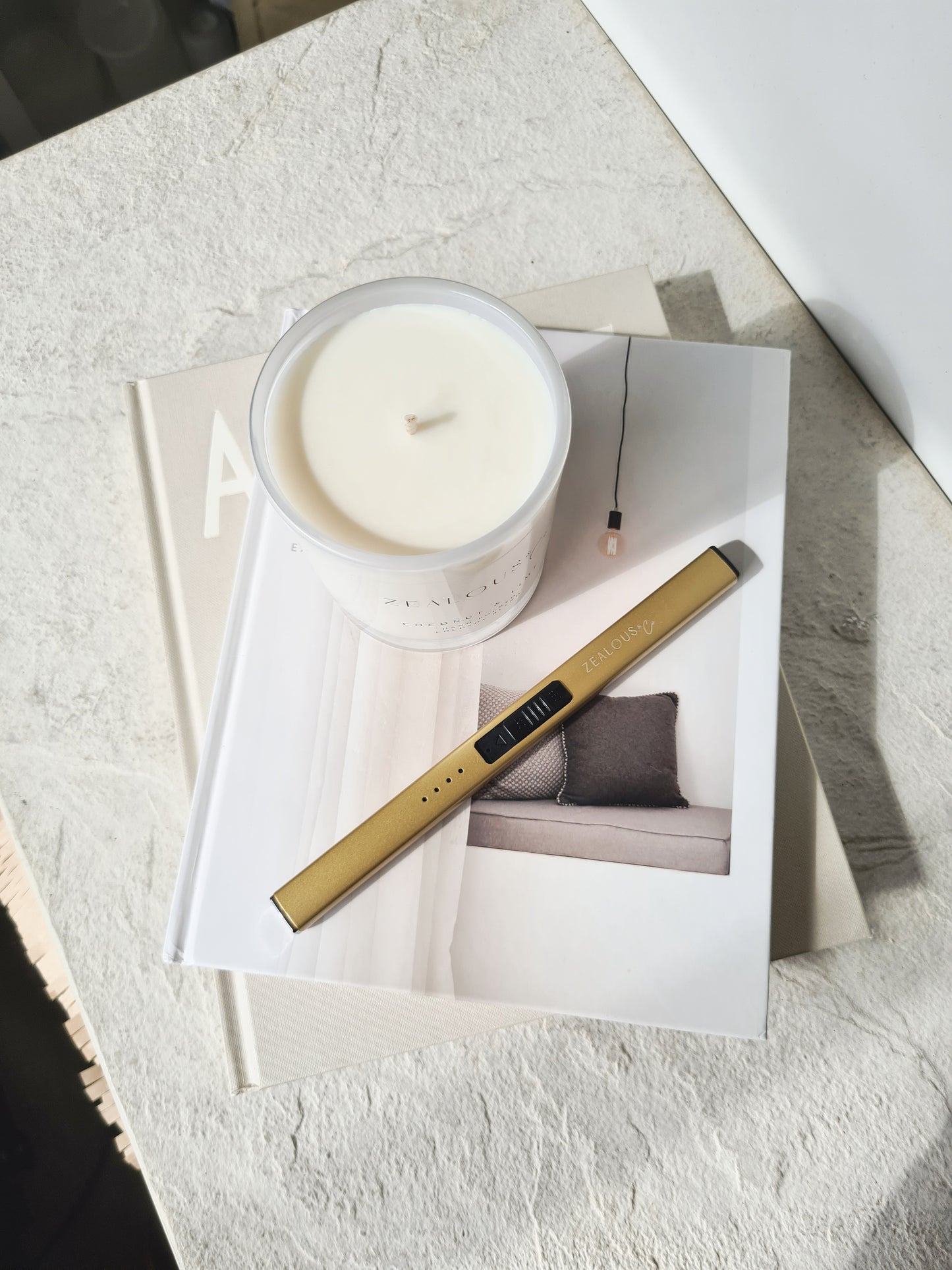 Arc flameless lighter